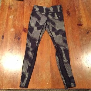 Nike Brand Size: S Leggings Patterned w/ back mesh